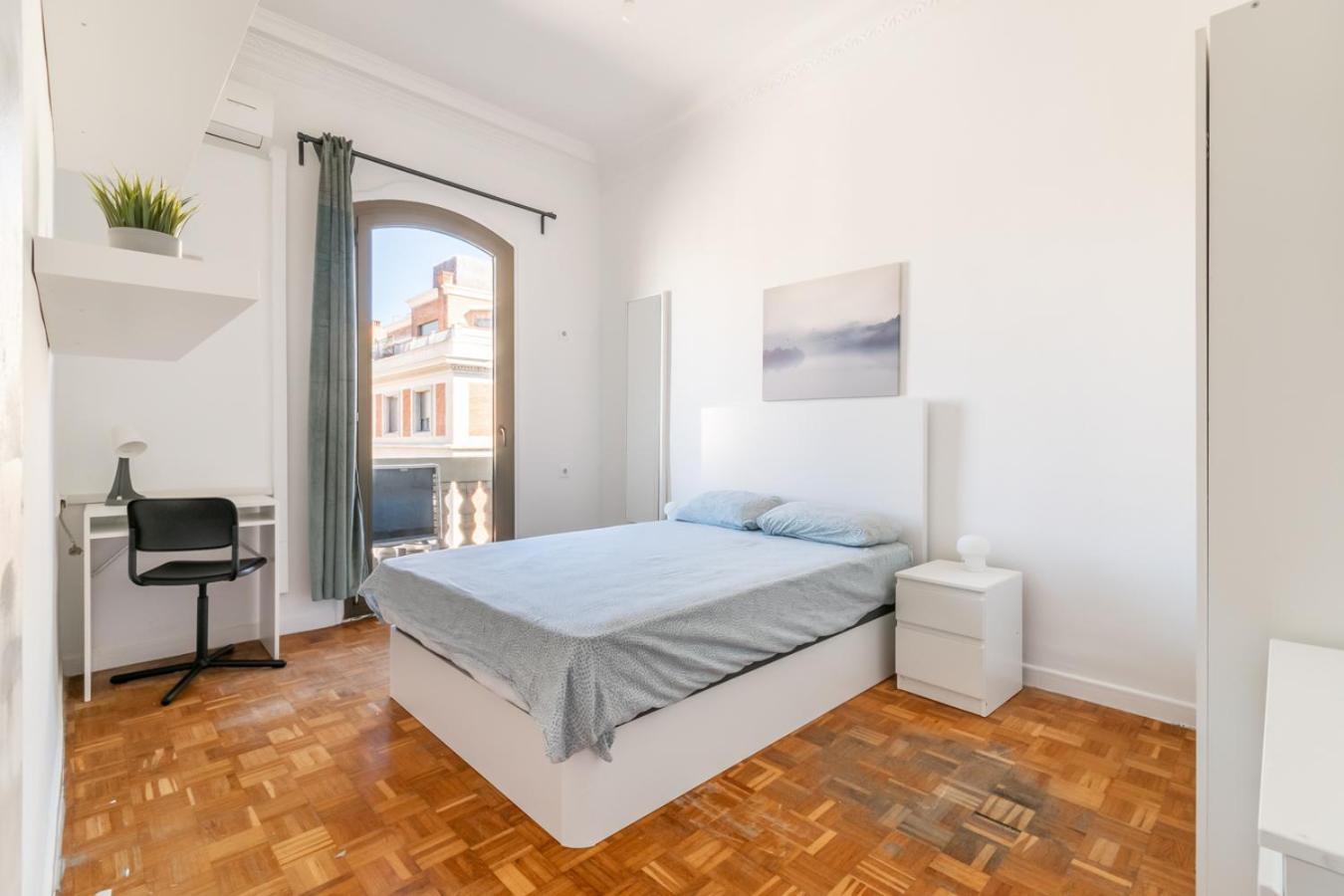 Balmes Private Rooms 巴塞罗那 外观 照片
