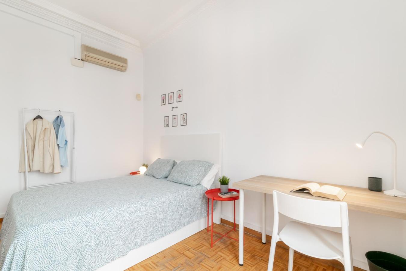 Balmes Private Rooms 巴塞罗那 外观 照片