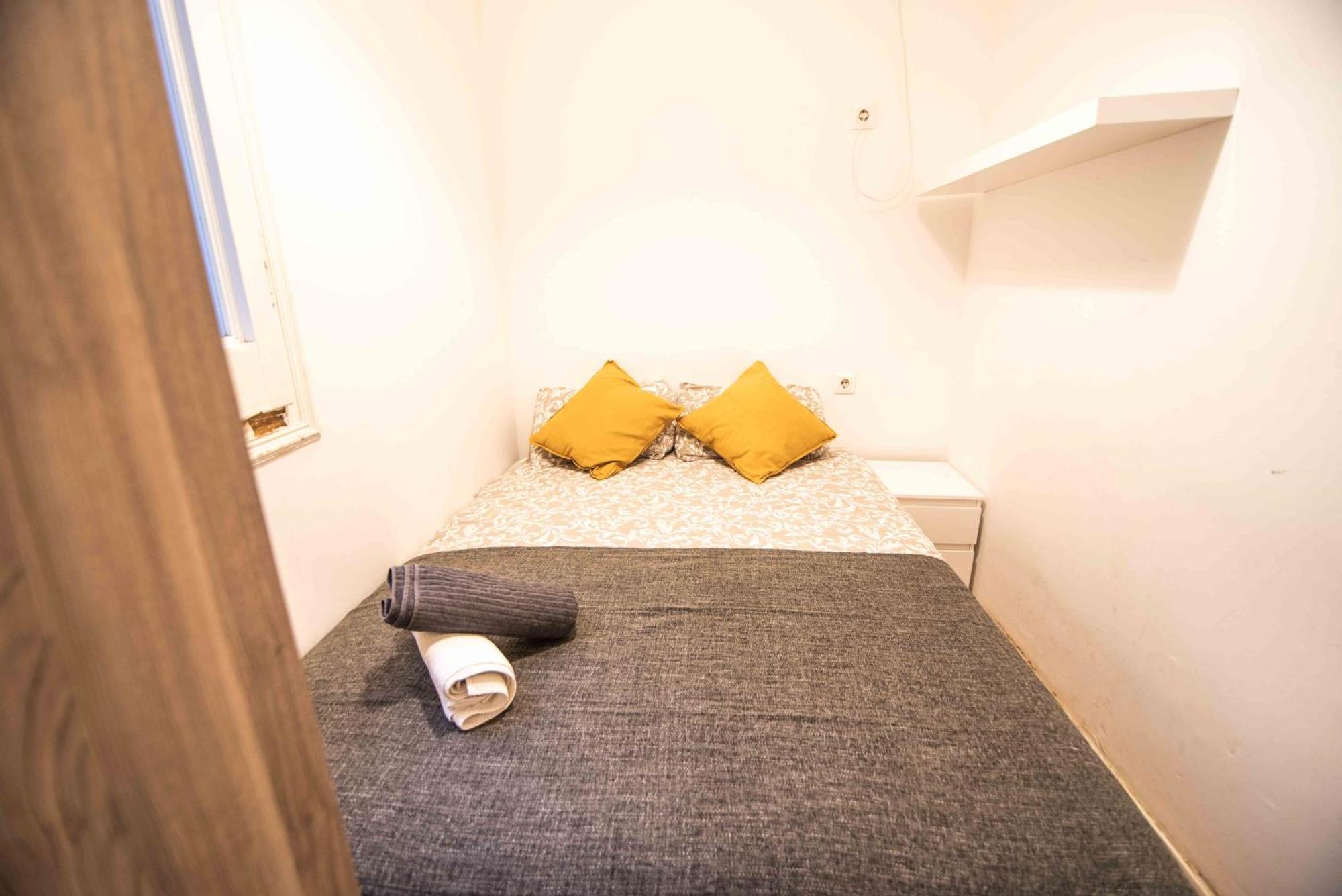 Balmes Private Rooms 巴塞罗那 外观 照片